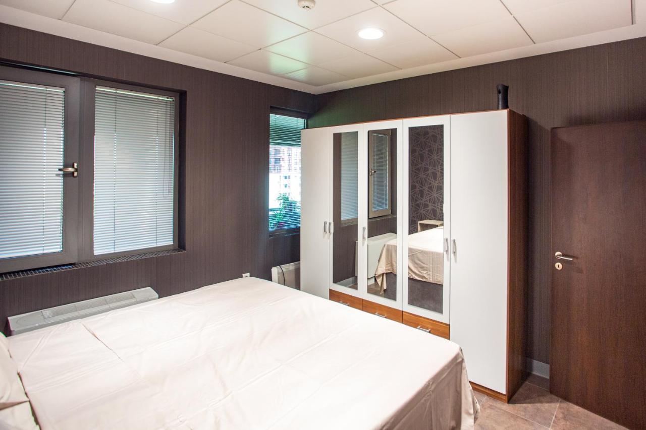 House - Delta Apartment