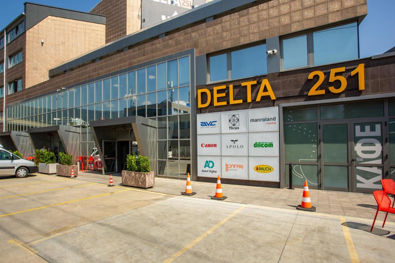 Apartment House - Delta *